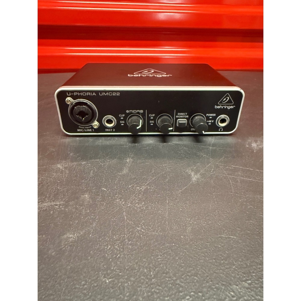 Behringer U-PHORIA UMC22 USB Audio Interface 2x2 MIDAS Preamp Black